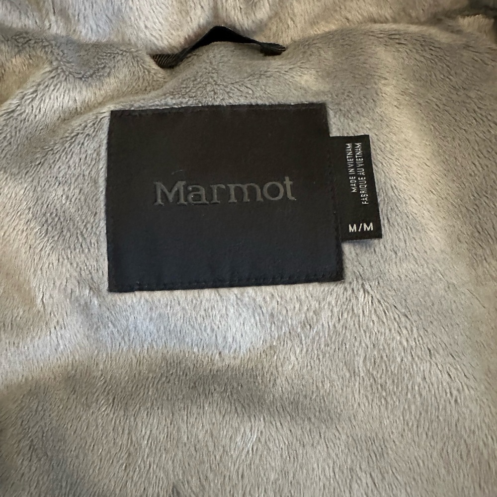 Women’s Marmot Montreal Down Coat - Picture 6 of 7